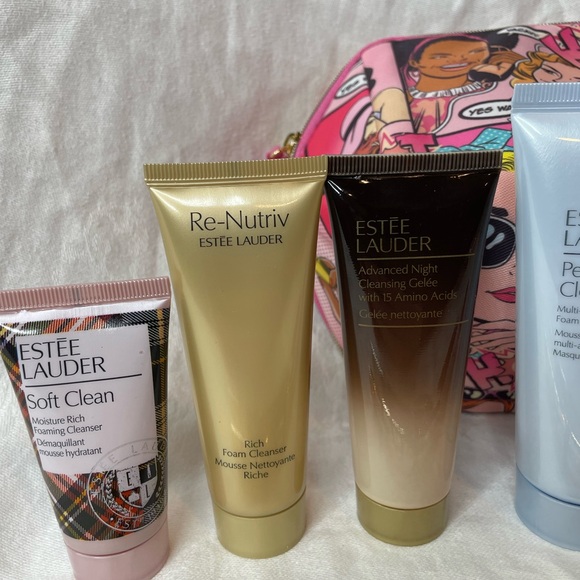 Estée Lauder 17 piece skincare and makeup - Picture 2 of 11